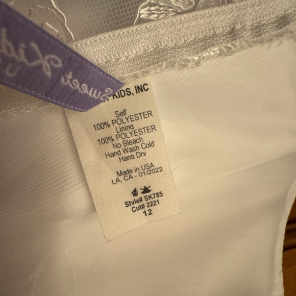 Sweet Kids White Embroidered Mesh Crop Top Satin Communion Dress with pockets. - Picture 3 of 5